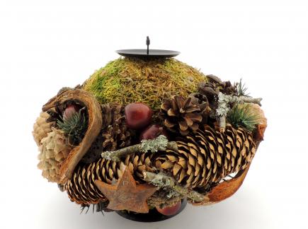 Christmas pinecone ball with candle