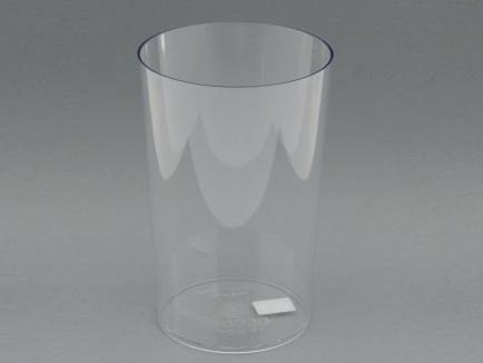 Vaza skaidri maža plastikinė