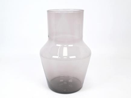Perdirbto stiklo vaza 
